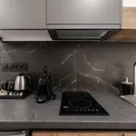 شقة Ela