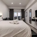 شقة Ela
